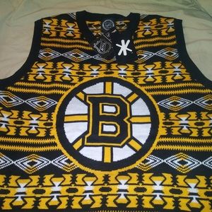 NWT Boston Bruins sweater vest sz L